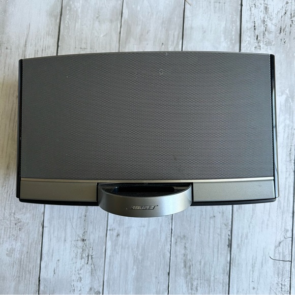PREOWNED BOSE SOUND DOCK PORTABLE DIGITAL MUSIC SYSTEM N123 SPEAKER TESTED